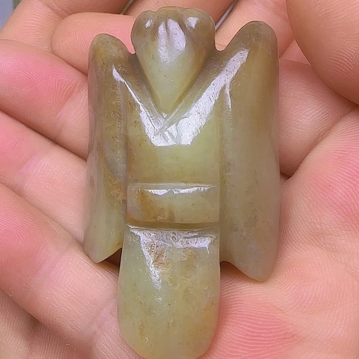 励***志和田玉未镶嵌颈饰