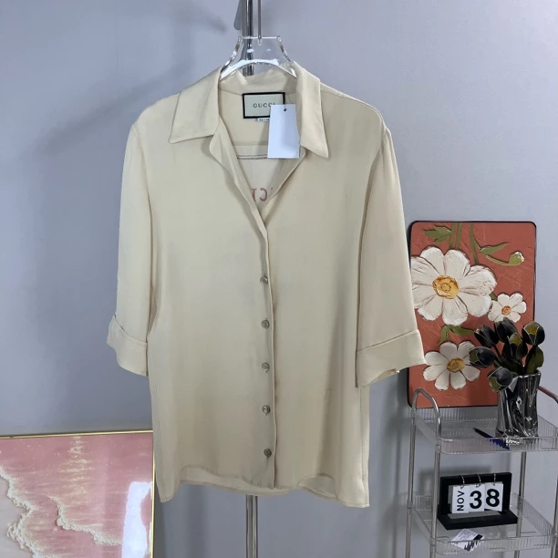 99新 GUCCI/古驰 Gucci 米黄色 衬衫 99新 38码 A6237