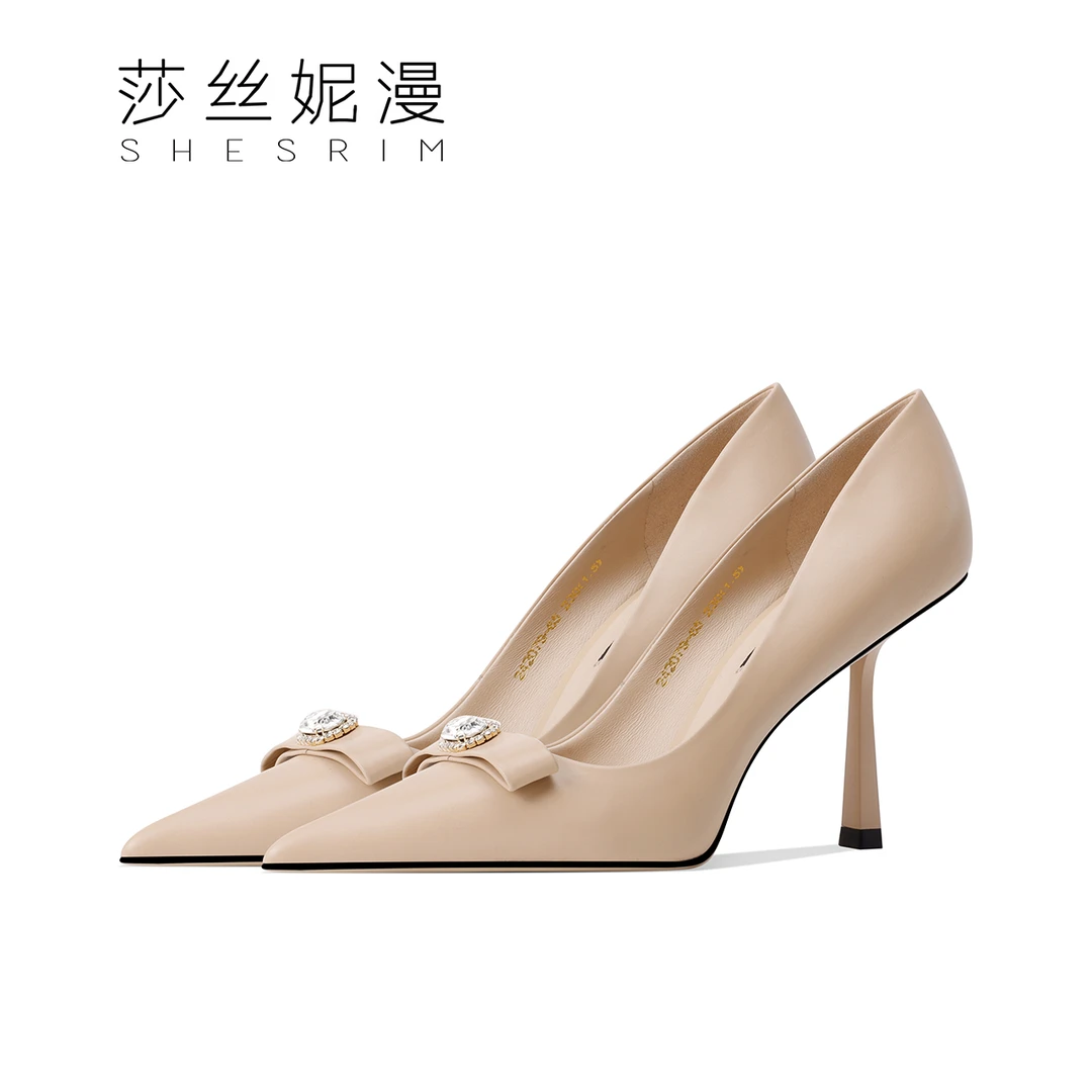 D111-尖头高跟女春季新款真皮法式轻奢细跟浅口单鞋杏色