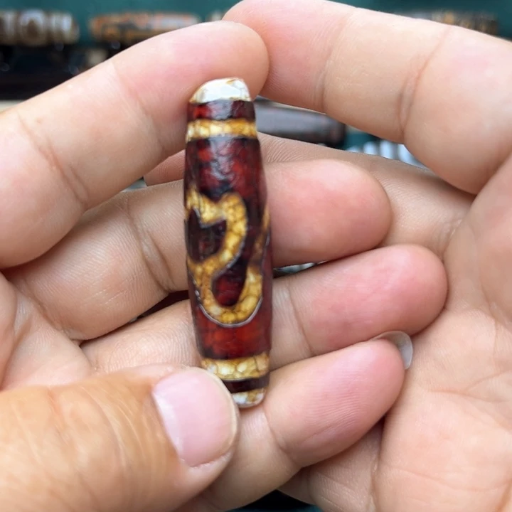 玛瑙/玉髓颈饰未镶嵌左**宝