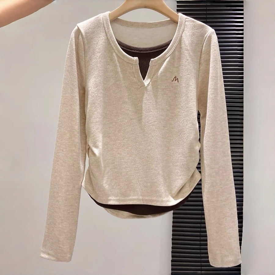 【青青】大码假两件正肩长袖t恤女秋冬打底衫胖MM遮肉显瘦上衣70678