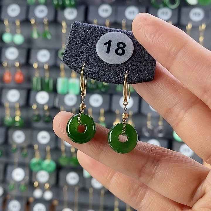 和田玉耳饰18K金镶嵌