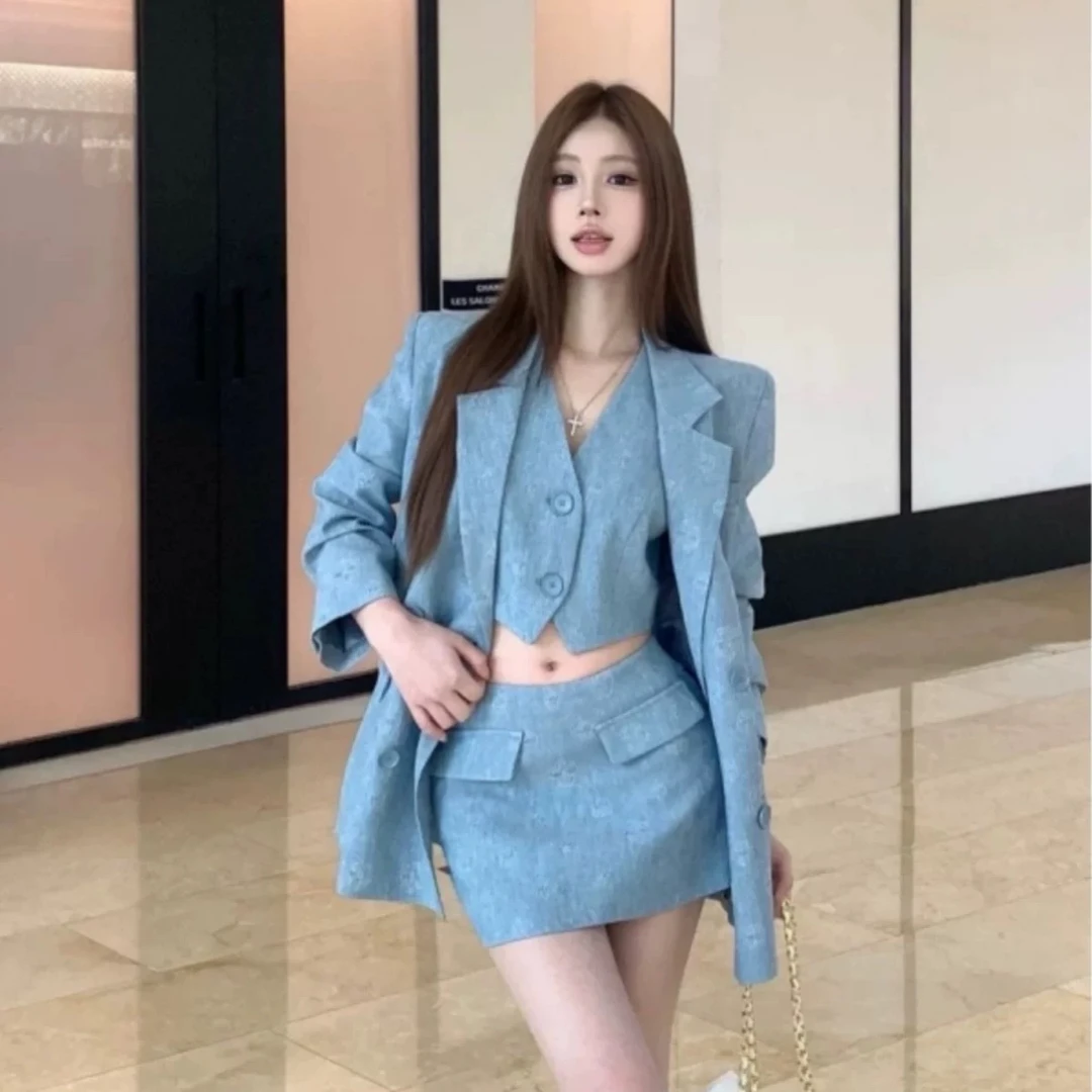 多米服饰春秋季新款女装时尚外套衬衫毛衣精品上衣