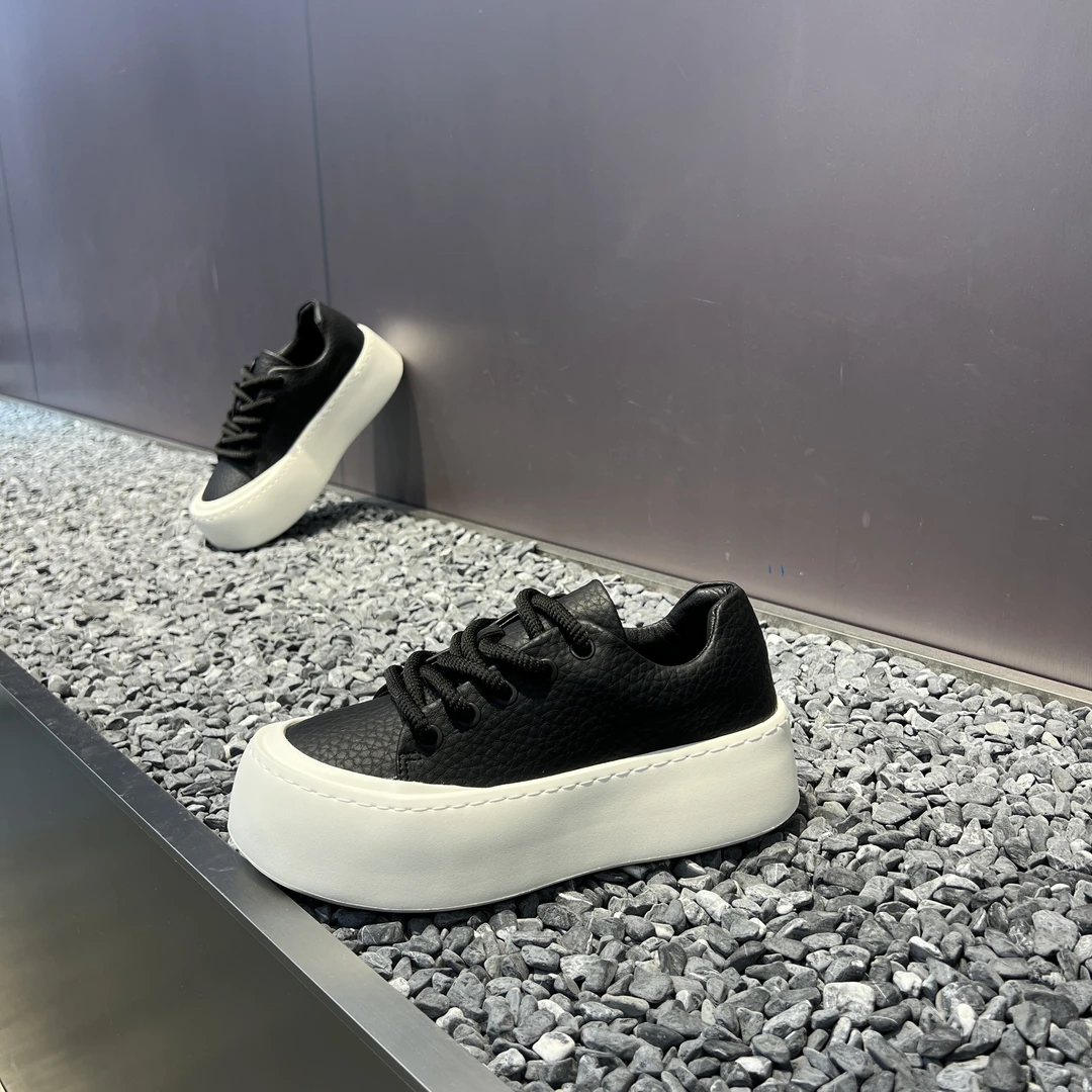 2025四季款男士厚底软底增高透气超轻运动潮流时尚休闲板鞋