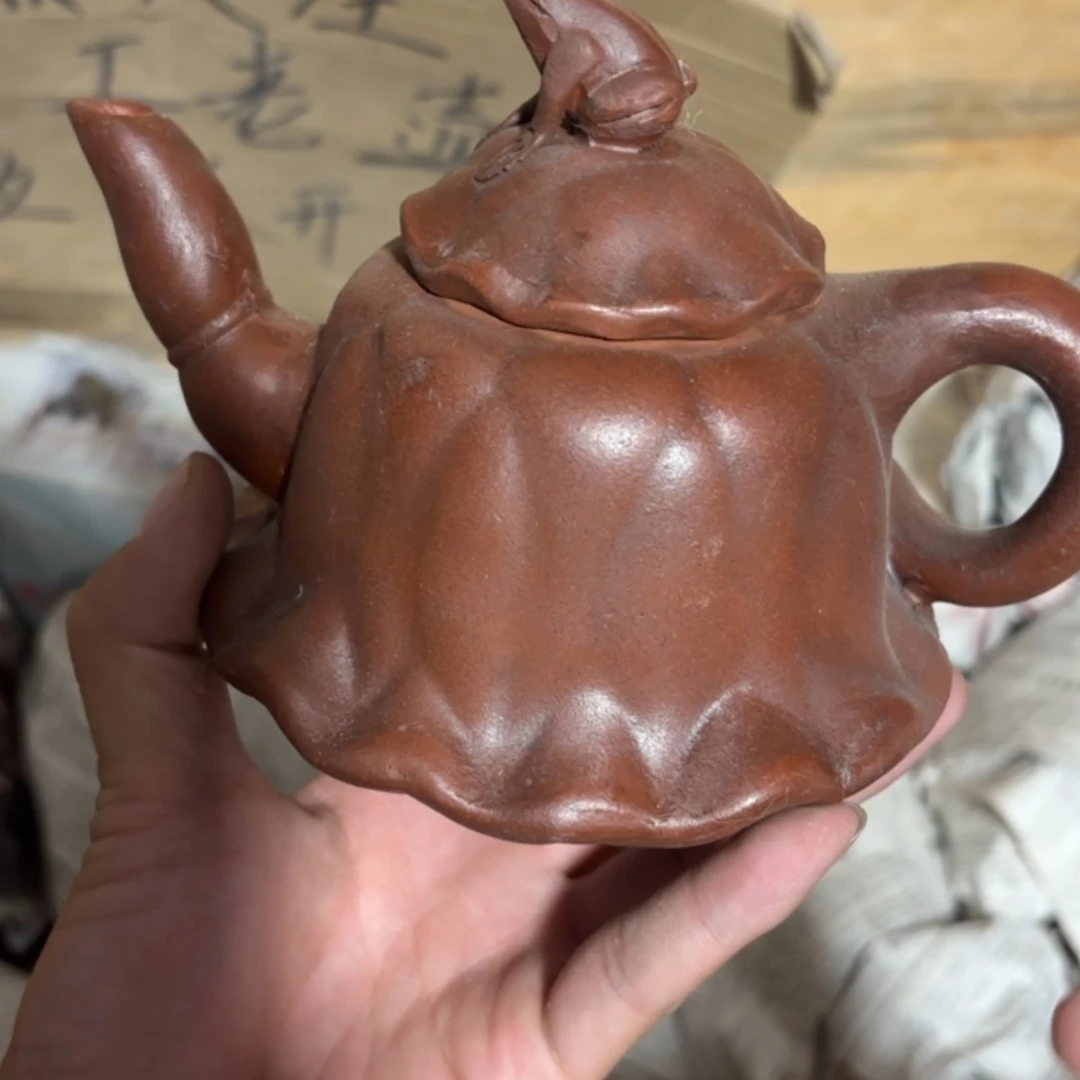 【闪购商品】茶壶紫砂老厂紫砂壶一件。