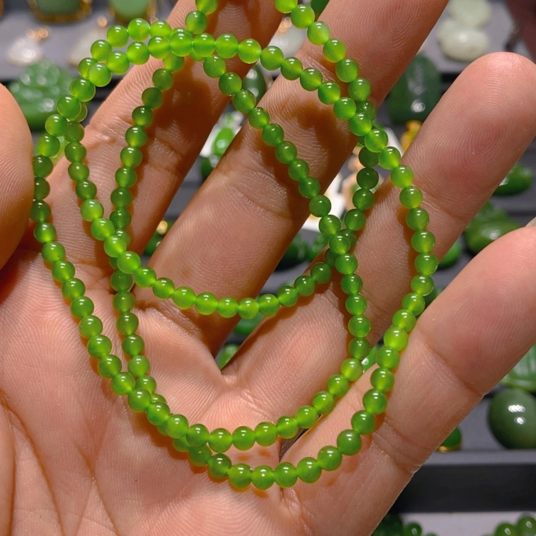 和田玉（碧玉）未镶嵌颈饰为****银