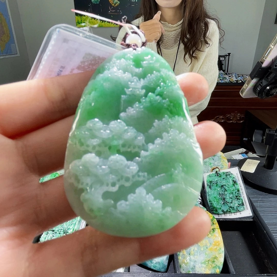 颈饰未镶嵌翡翠翡翠