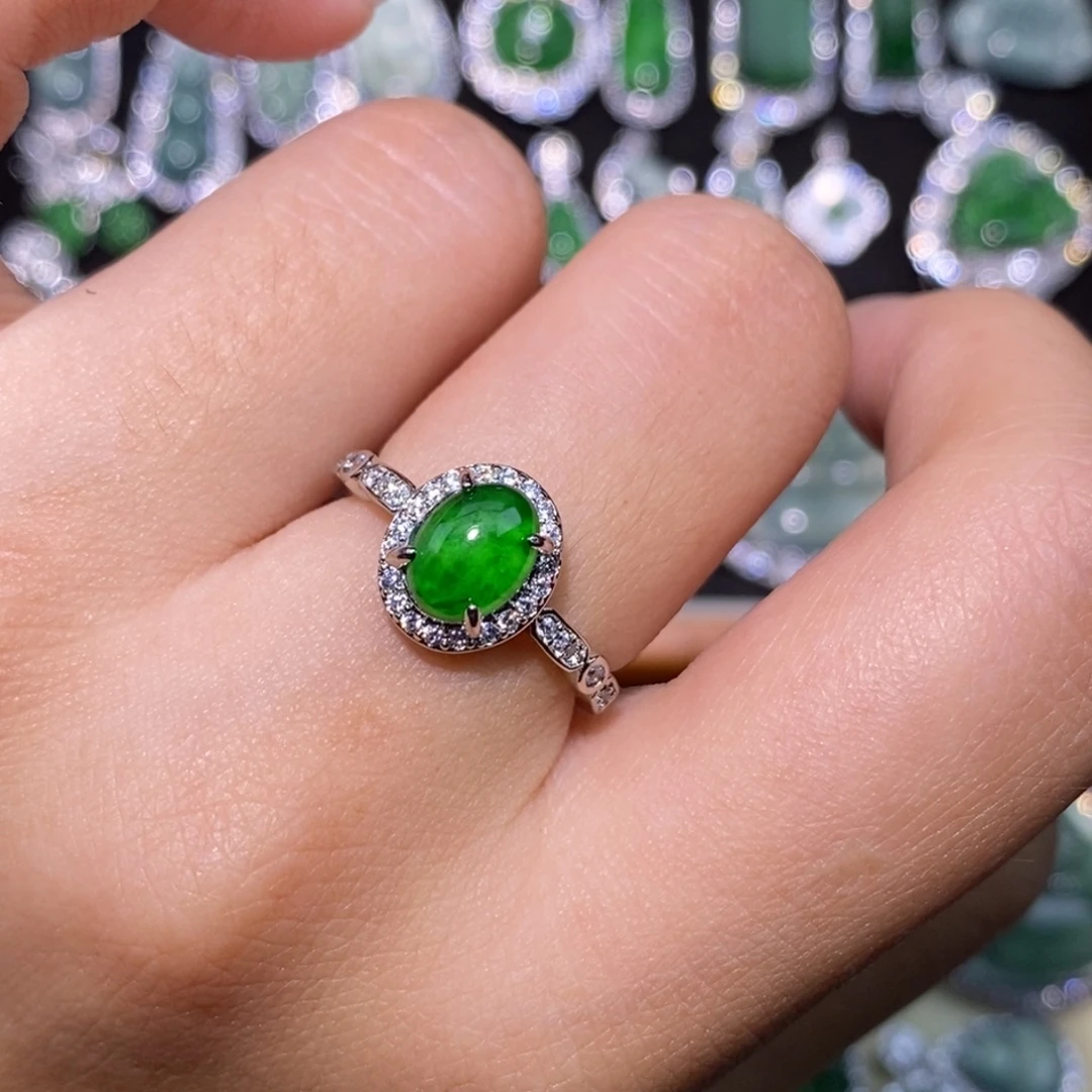 颈饰未镶嵌翡翠天然