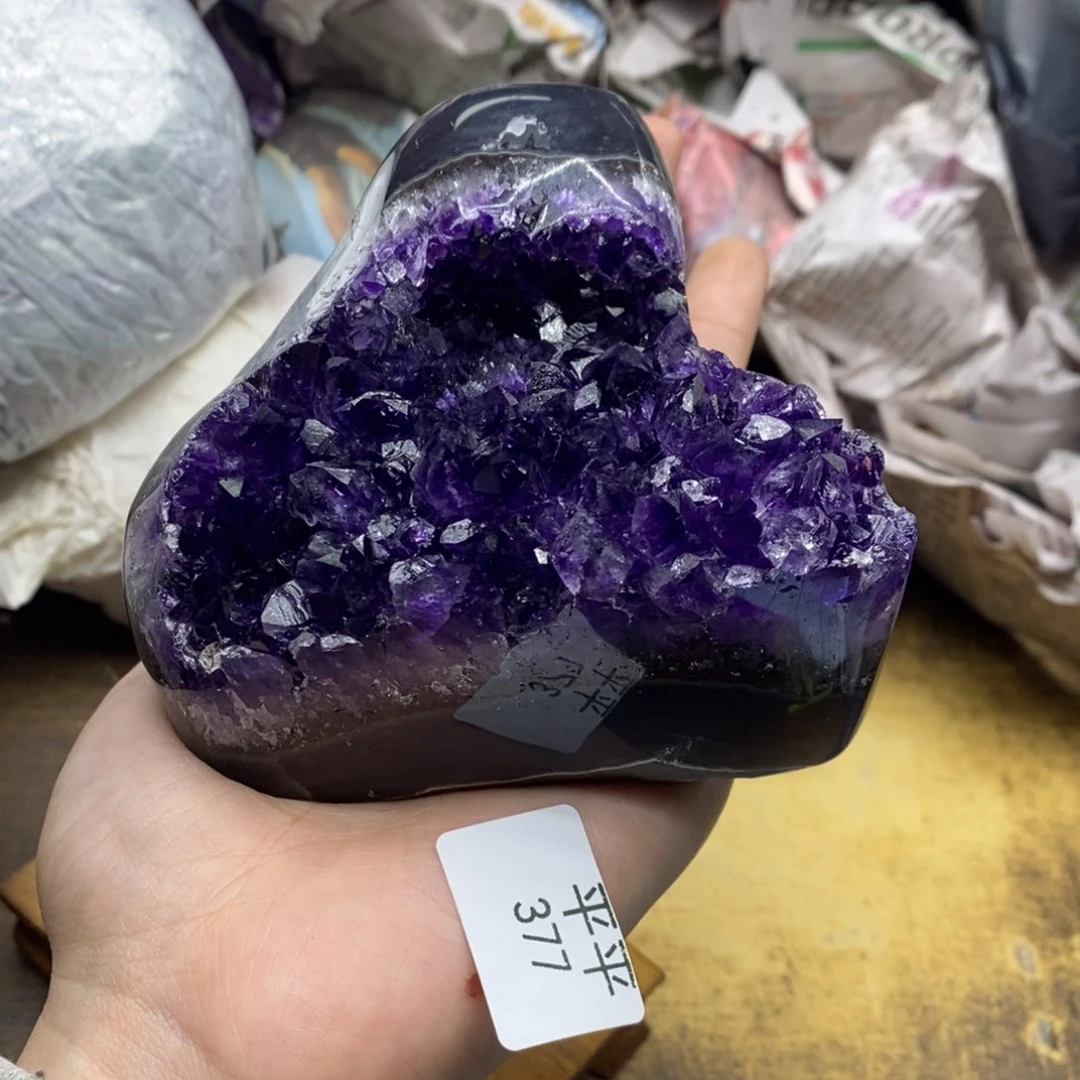 紫晶乌拉圭未镶嵌