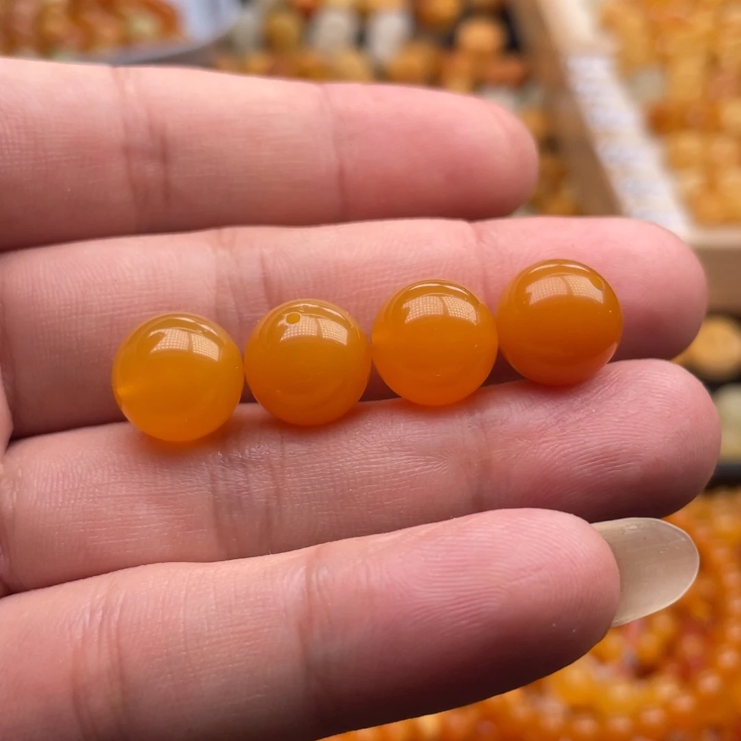 石英质玉（缅黄）未镶嵌颈饰童***机