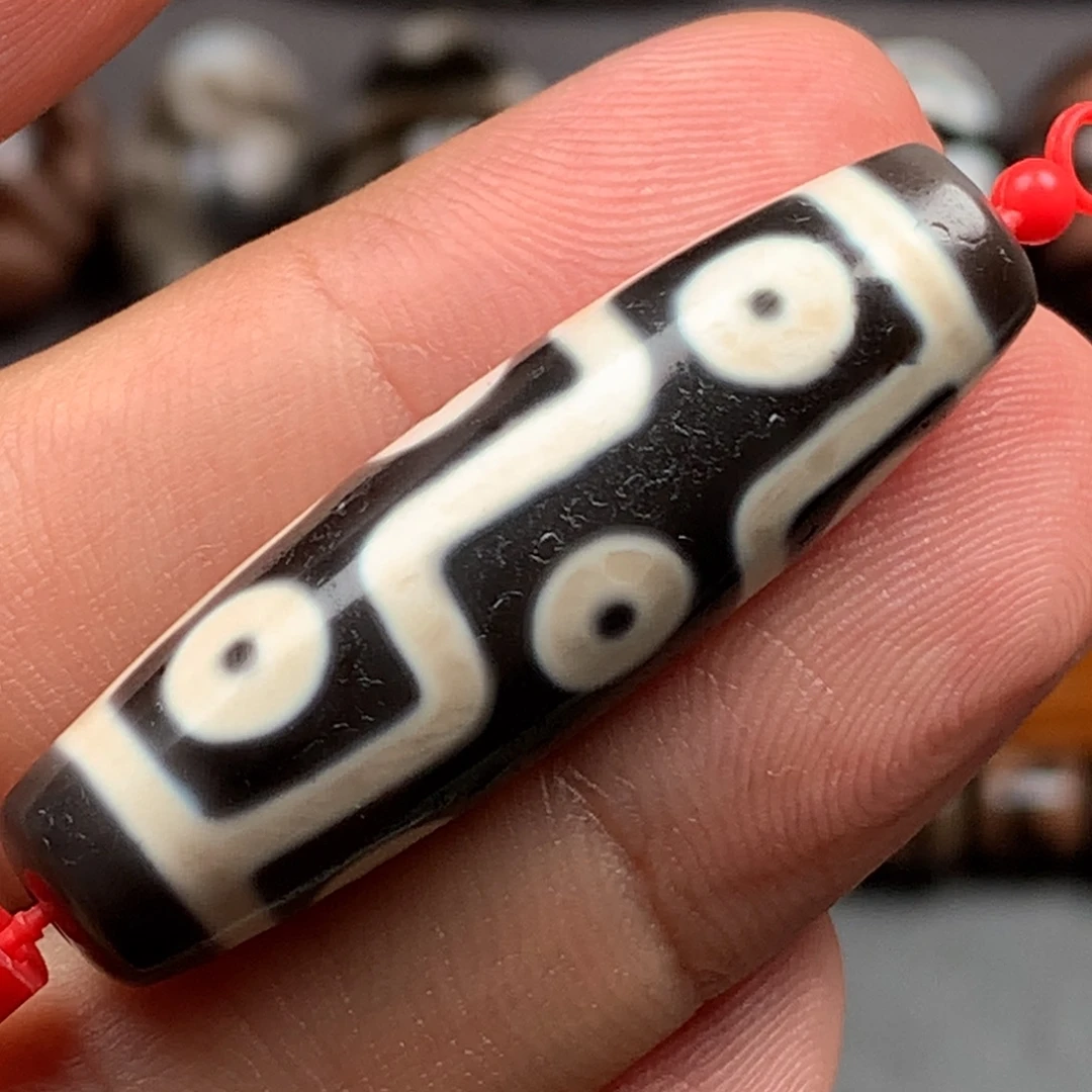 玛瑙/玉髓未镶嵌颈饰～聚缘极致黑白折线九眼珠