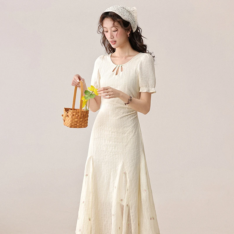 三寸藕【栀夏漫游】法式高级感杏色收腰连衣夏漂亮小众长裙L251298