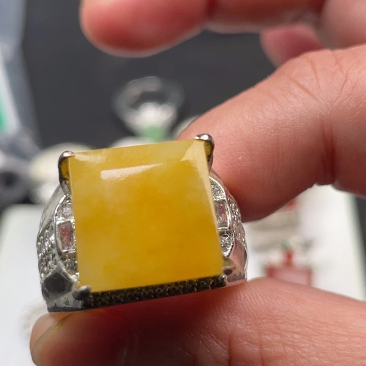 翡翠未镶嵌戒指缅甸天然翡翠