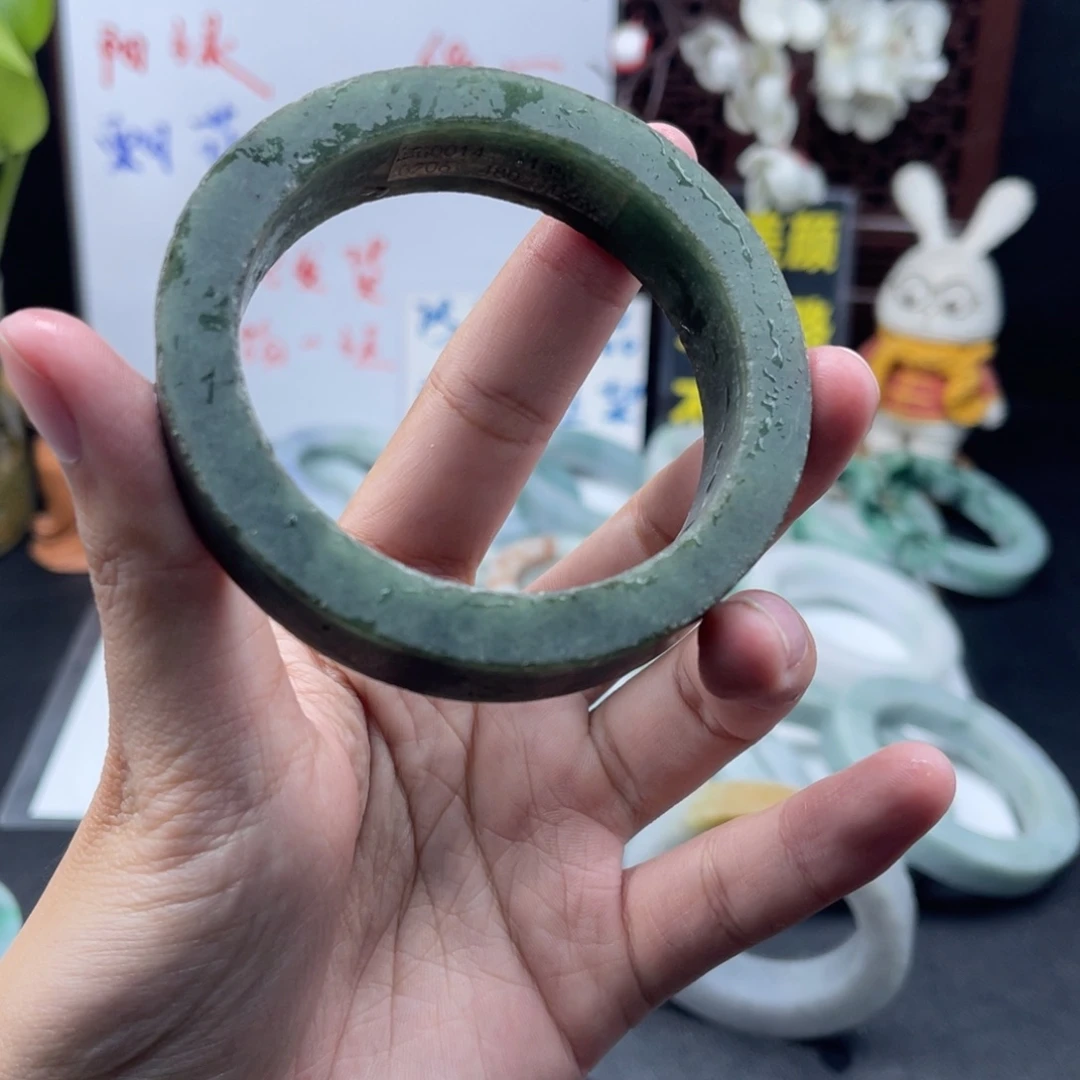 定制翡翠未镶嵌正圈