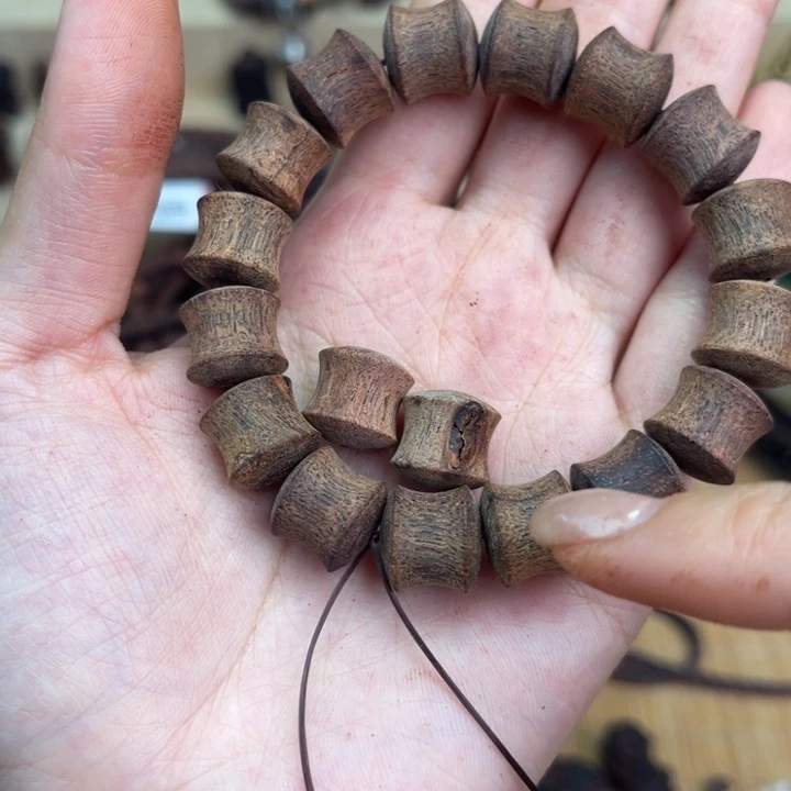 降真香其他1.2竹节绿油单圈手串