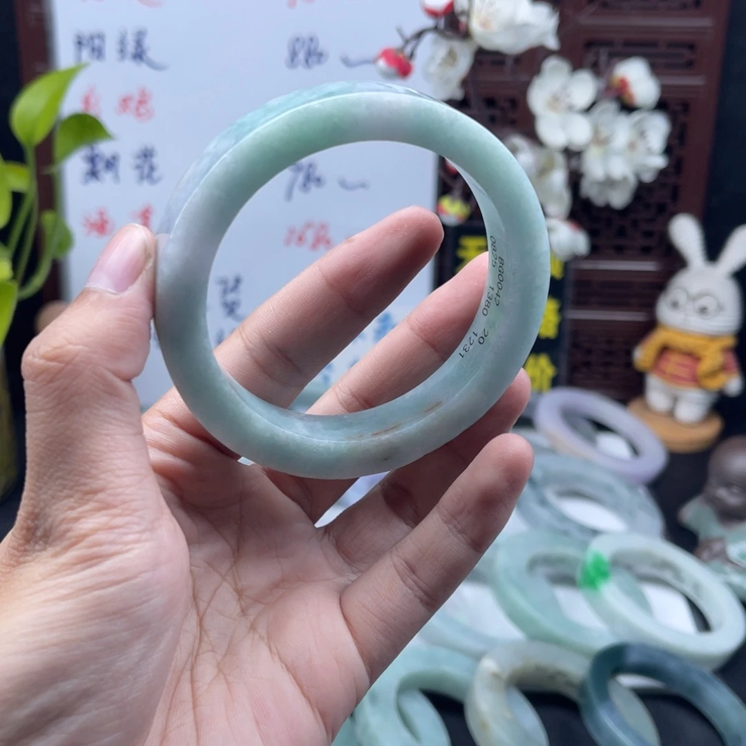 定制翡翠未镶嵌正圈