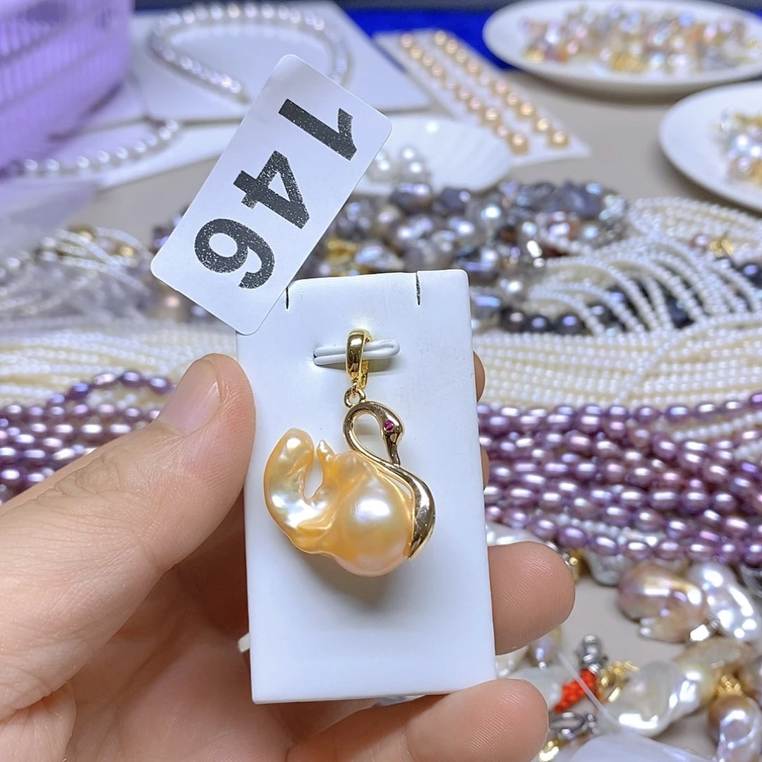 颈饰未镶嵌淡水珍珠