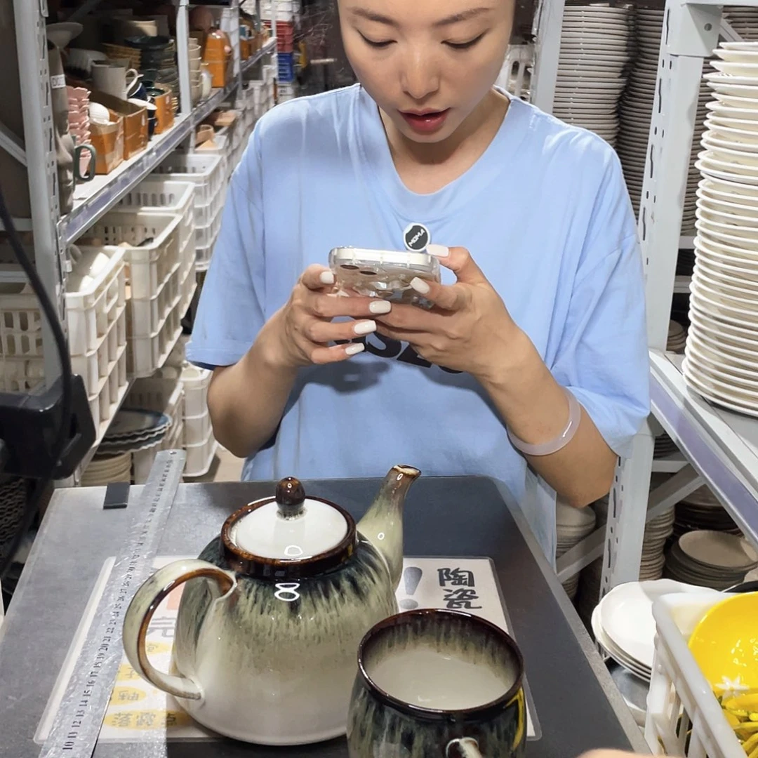 瓷片196             1壶4杯