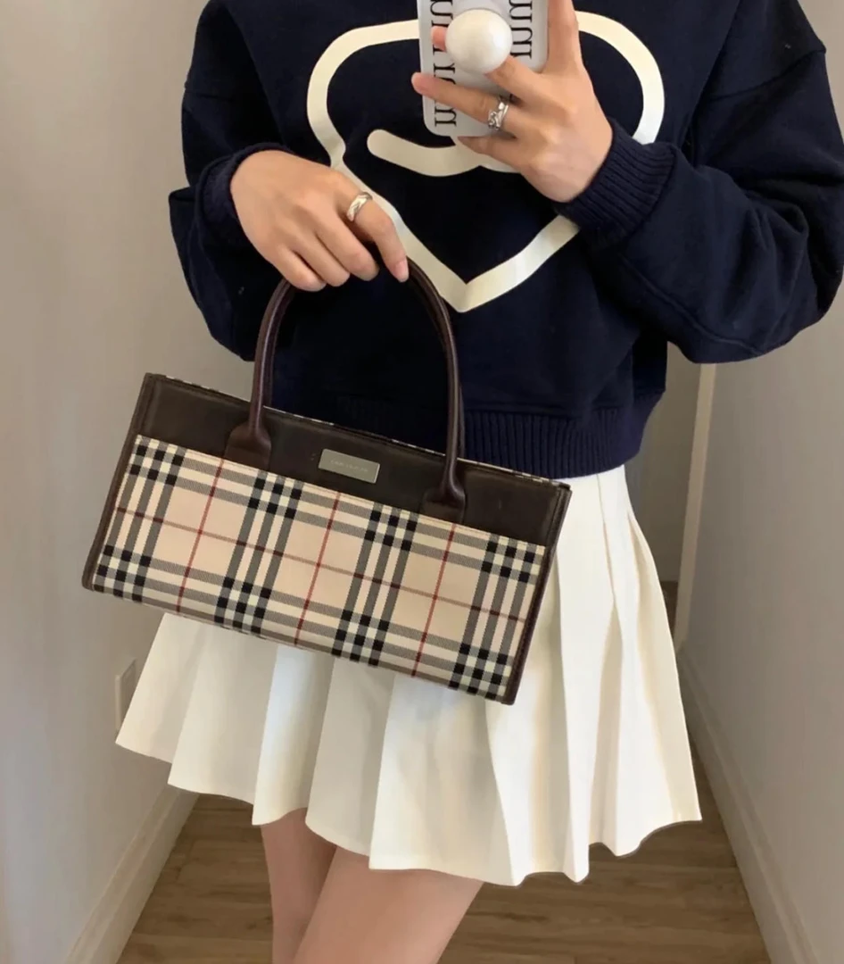 99新 BURBERRY/博柏利 大吉中古3/Burberry博柏利格纹法棍手提包