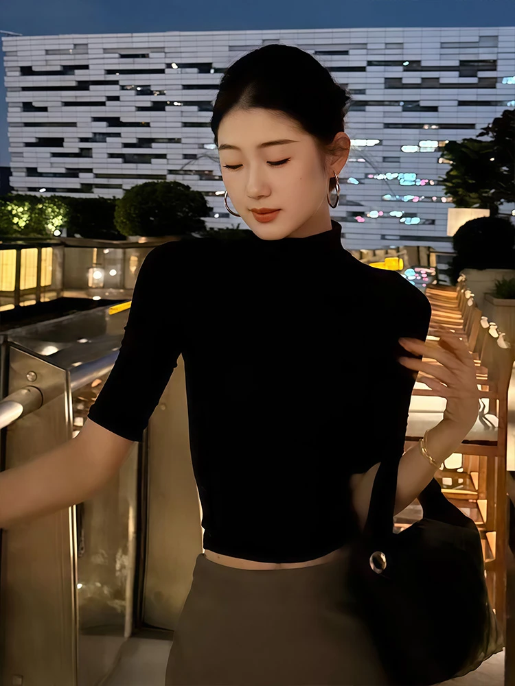 法式气质半高领纯色中袖T恤女2025夏季新款修身显瘦短款辣妹上衣