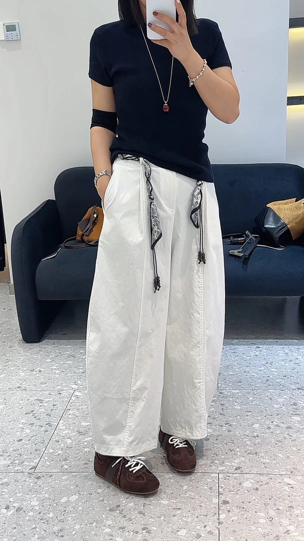 2025【蕾蕾家】秋季时尚洋气极简韩系高腰松紧小众设计感休闲弯刀裤