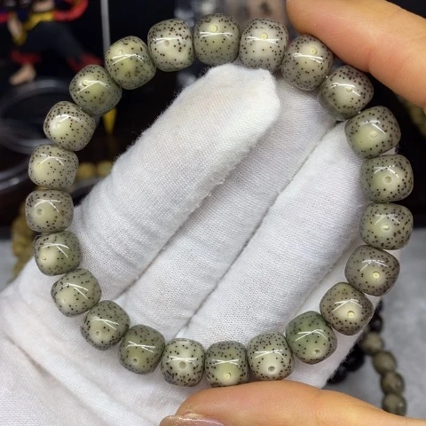 手串星月菩提石玉料10/9大眼睛福利款