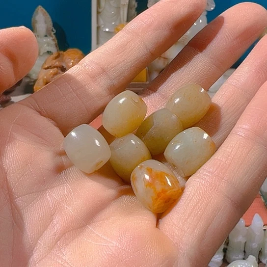 和田玉（糖玉）未镶嵌挂件我**音