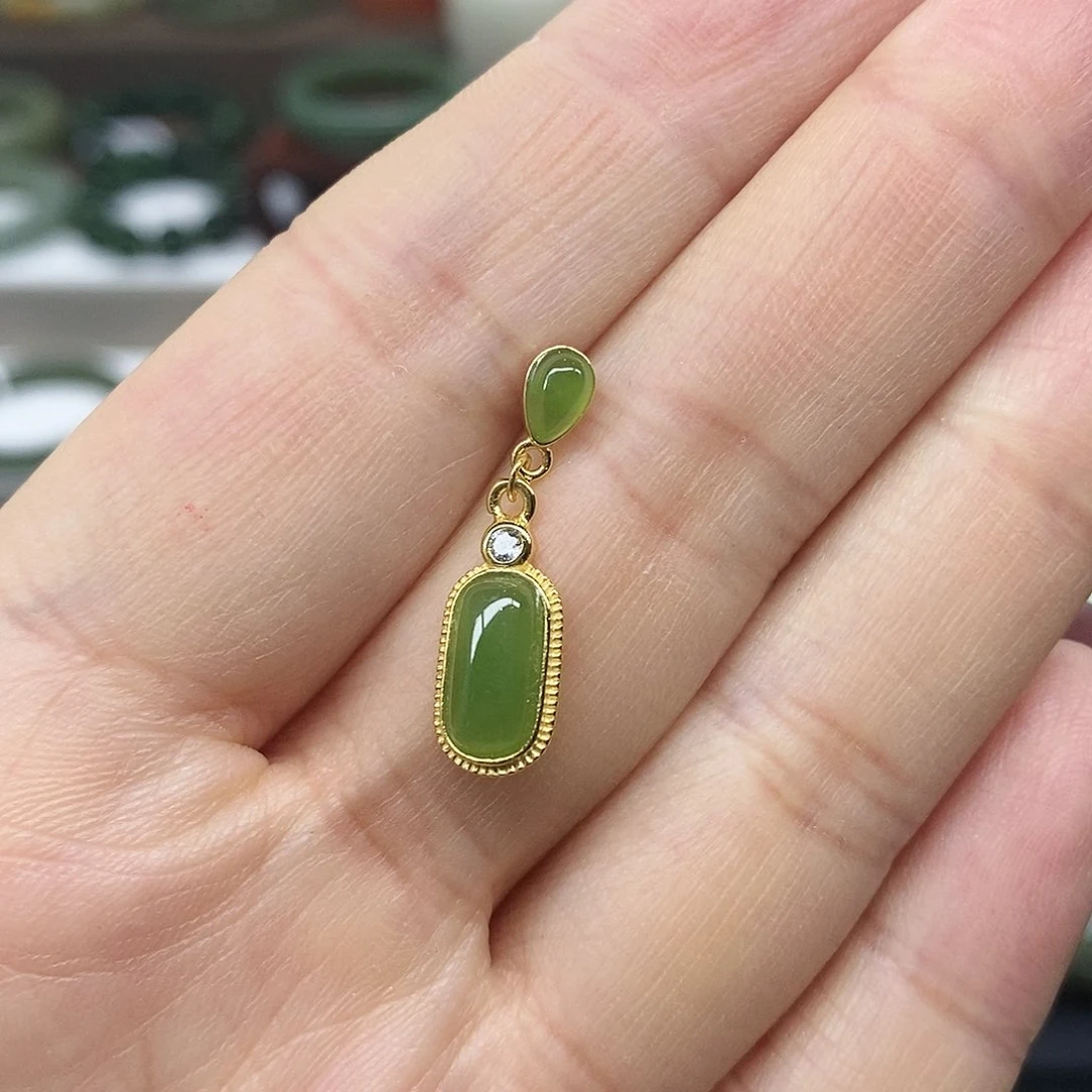 【闪购商品】和田玉银S925镶嵌耳饰?****?