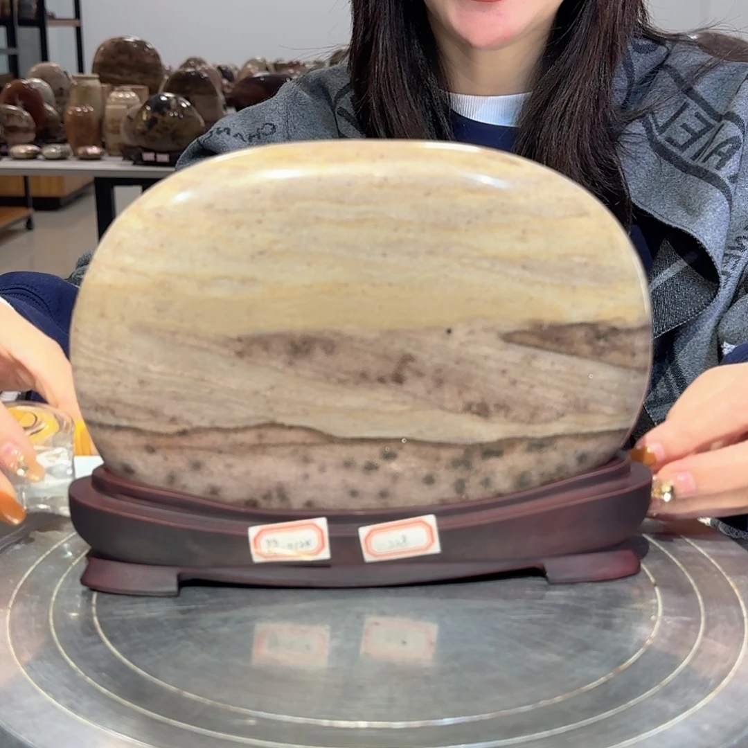 22×16×3 长江画面石摆件