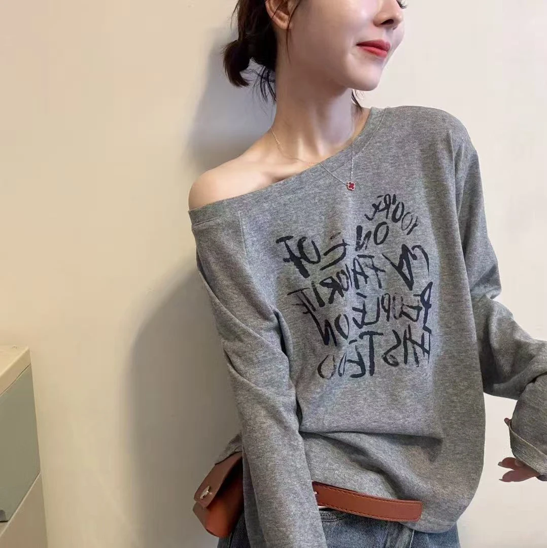 SUSU•早秋～韩系斜肩字母长袖