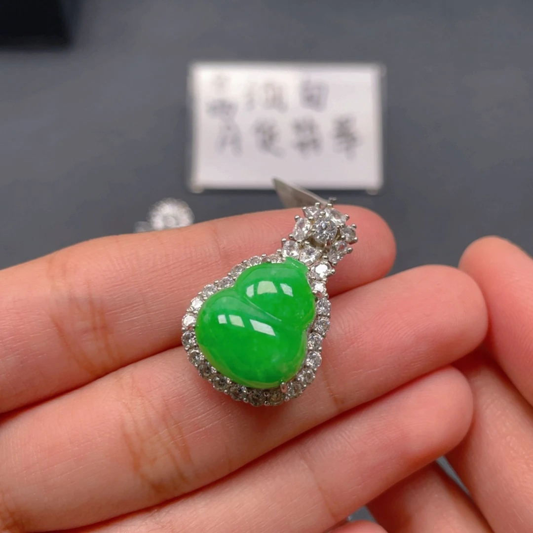 翡翠银S925镶嵌颈饰