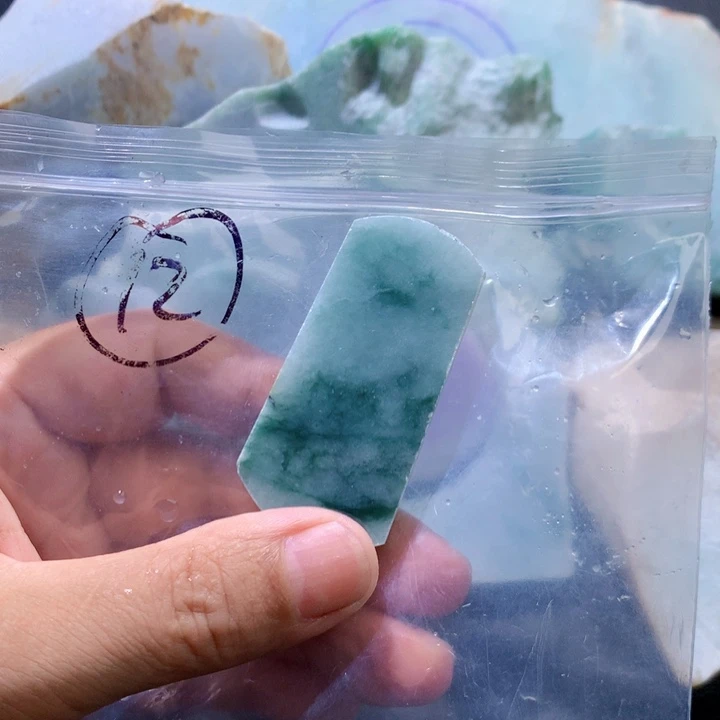 翡翠未镶嵌颈饰缅甸天然翡翠牌子片料吊坠平安扣珠子