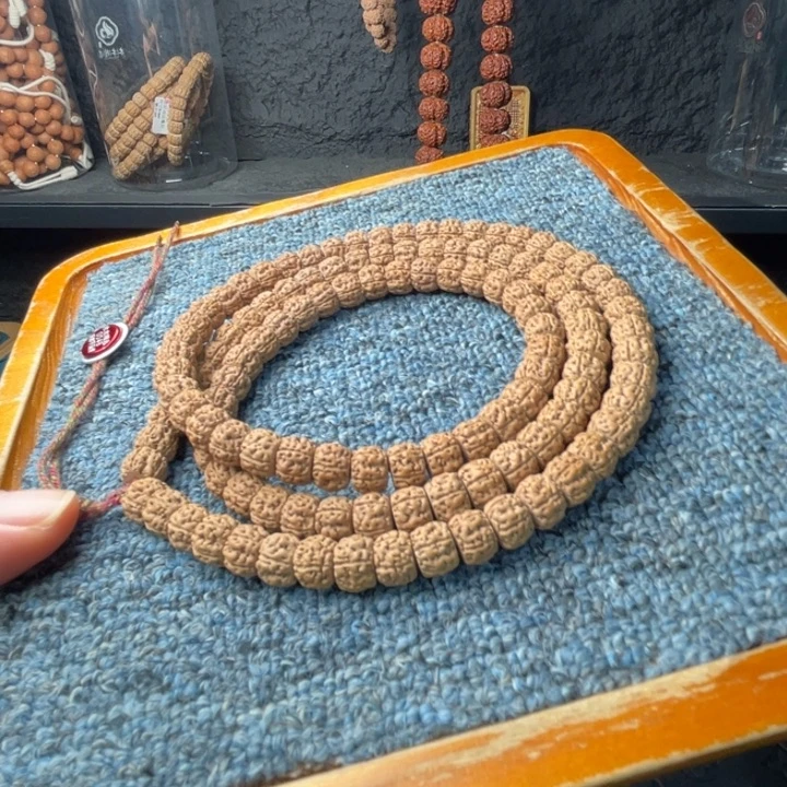 吊坠金刚菩提藏式盘龙纹潜水艇116颗