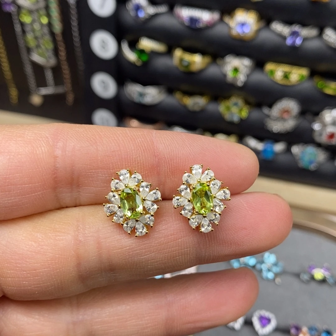 橄榄石耳饰银S925镶嵌