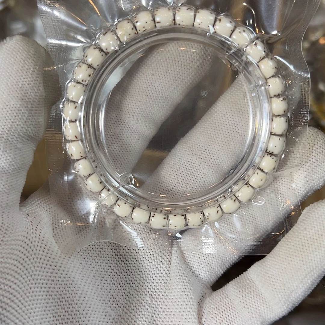 星月菩提吊坠7的原白有连星，61