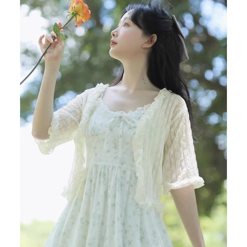 千金清冷感贵系衣服短款披肩配吊带裙短袖雪纺防晒开衫女薄款罩衫