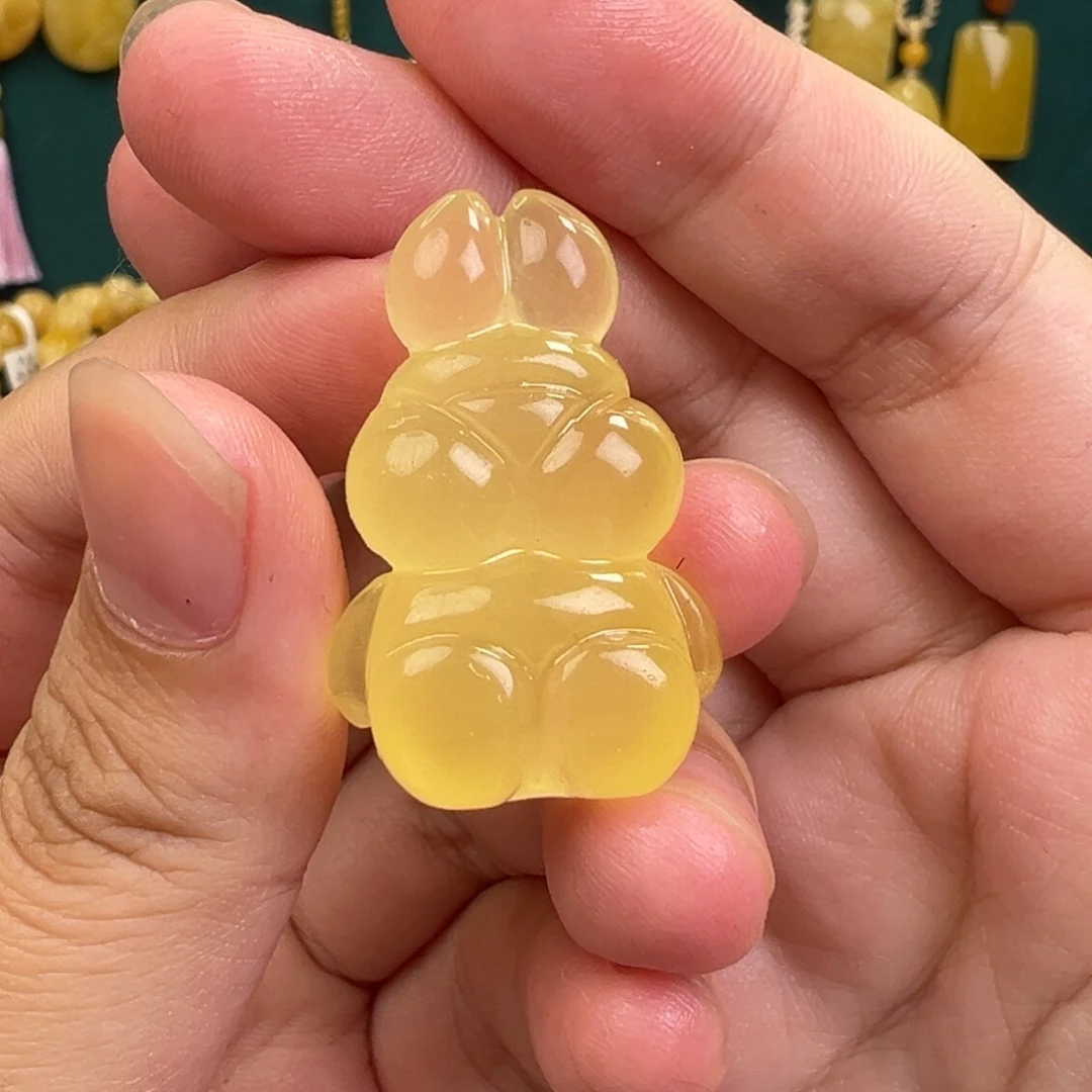 琥珀手链未镶嵌兔子