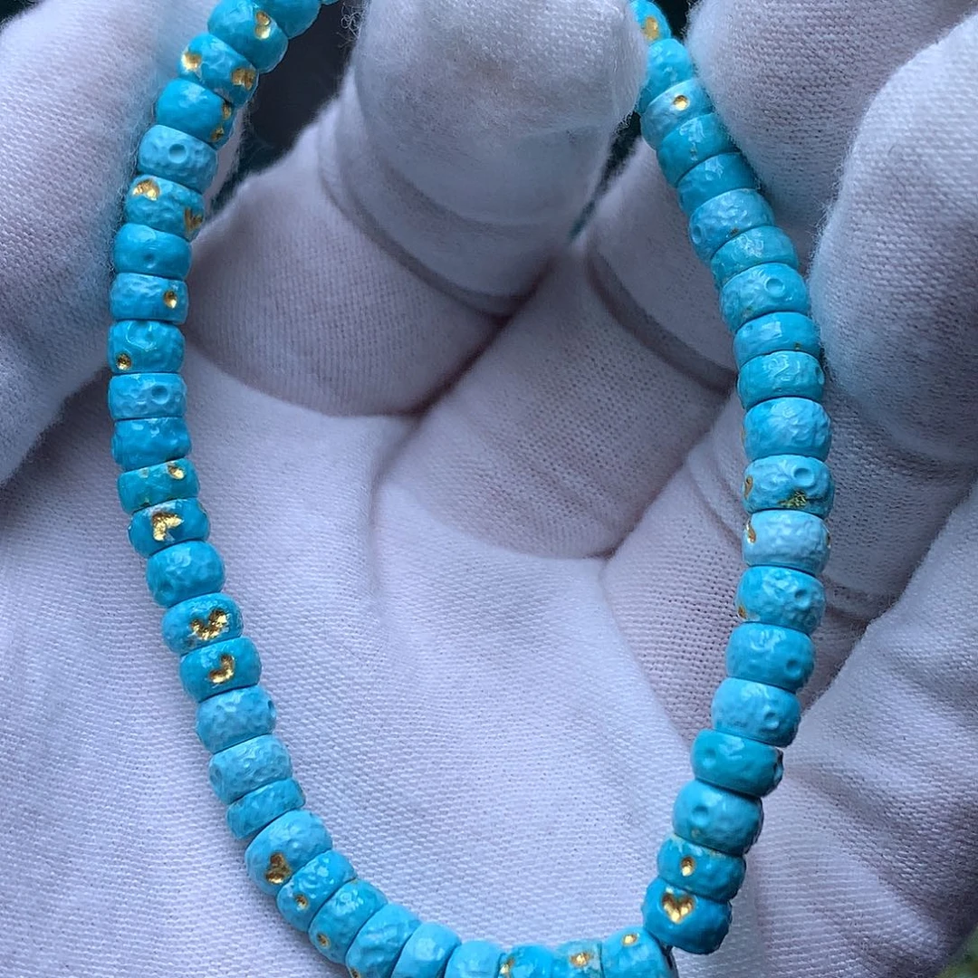 绿松石未镶嵌珠宝奇石