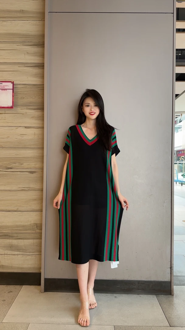 323 DD夏款新款气质时尚显瘦百搭大码洋气毛衣针织连衣裙