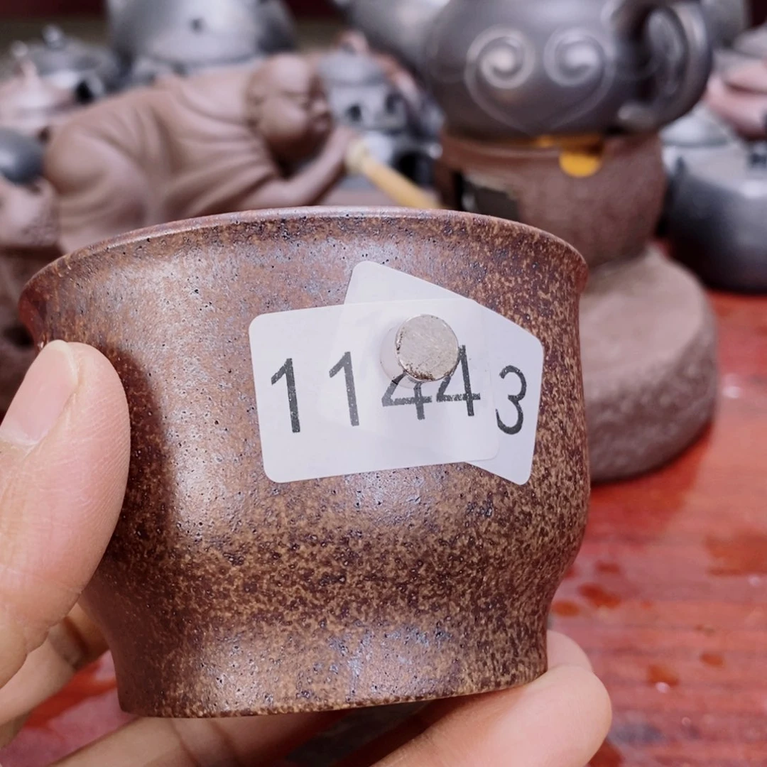 紫砂茶杯tui o o o 67899900