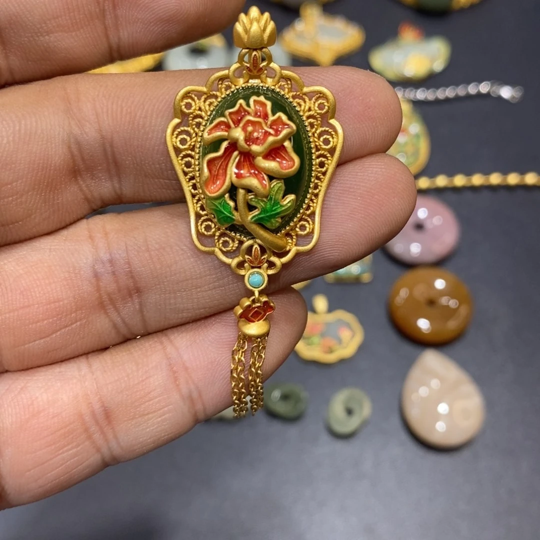 和田玉颈饰银S925镀金镶嵌