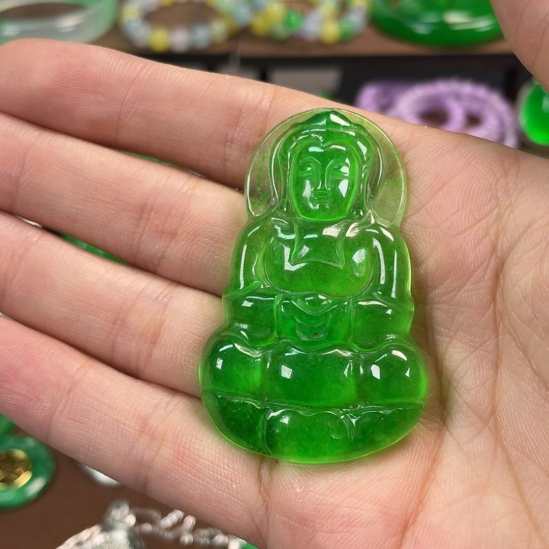 ****海颈饰未镶嵌翡翠吊坠