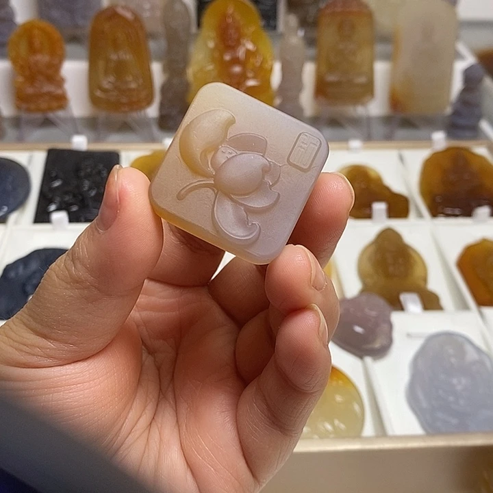 玛瑙/玉髓未镶嵌颈饰