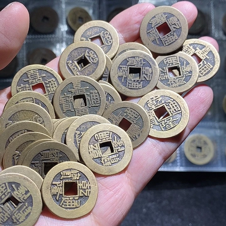 小陈小陈  手机挂件 乾隆十枚