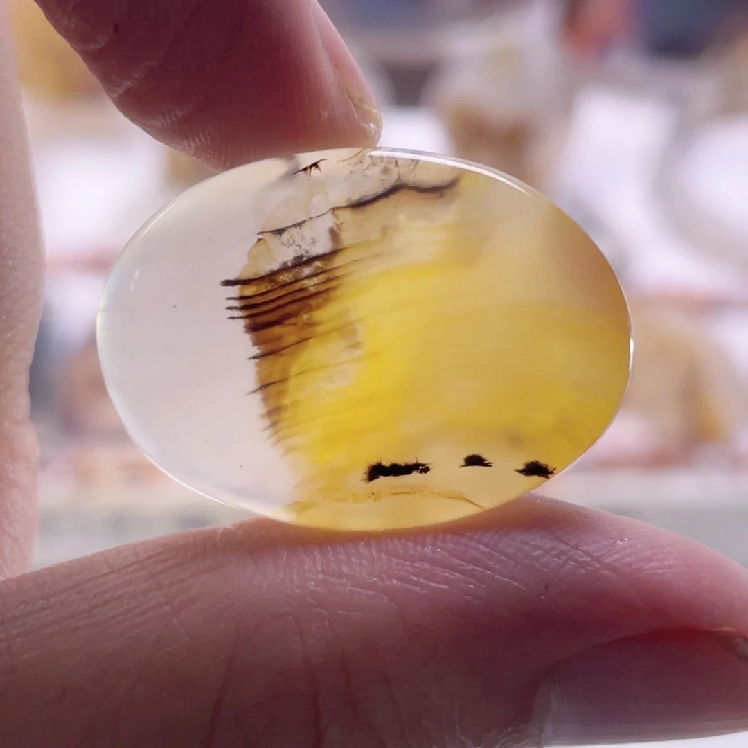 玛瑙/玉髓未镶嵌珠宝奇石