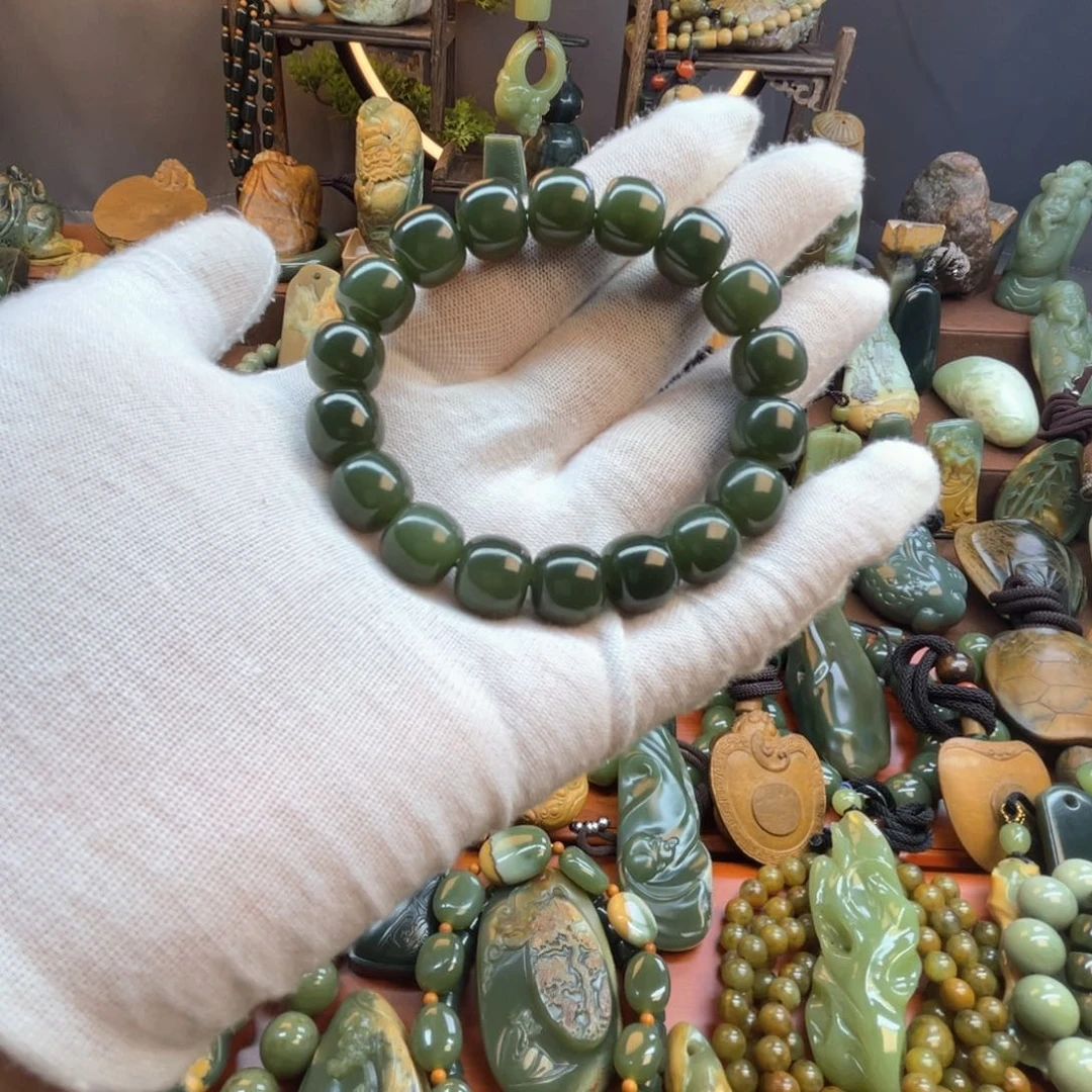 手链未镶嵌岫岩老玉（透闪石质玉）