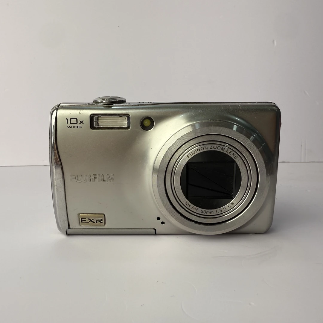 95新 Fujifilm/富士 F75 冷白清透 冷暖色可调 滤镜多 冷白复古