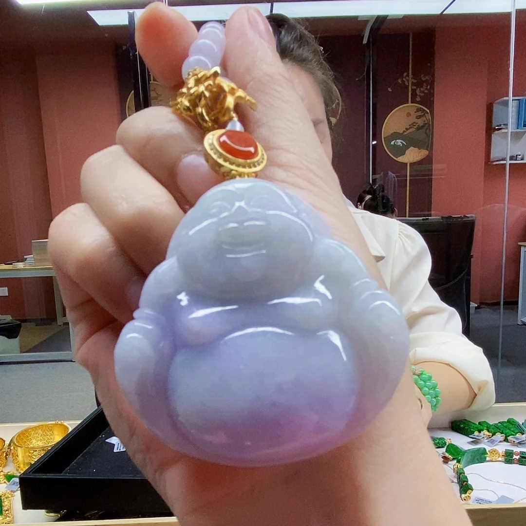 翡翠未镶嵌颈饰佛公