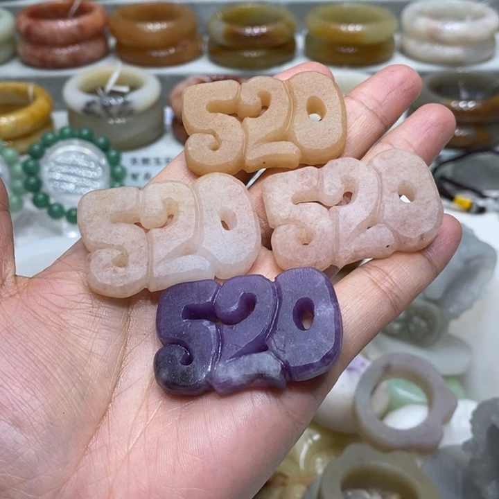 未镶嵌手镯石英岩玉