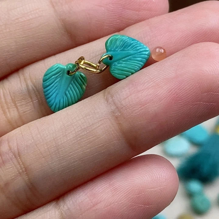 南红玛瑙未镶嵌珠宝奇石